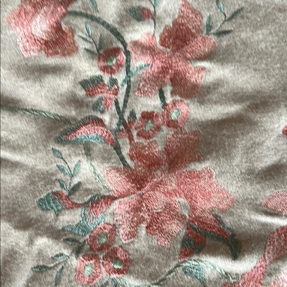 Elegant Floral Embroidered Scarf